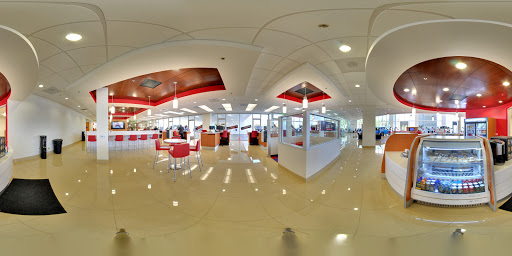 Car Dealer «West Coast Toyota», reviews and photos, 3399 E Willow St, Long Beach, CA 90806, USA