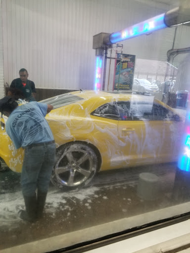 Car Wash «Aqua Car Wash & Detailing», reviews and photos, 616 New York Ave, Huntington, NY 11743, USA