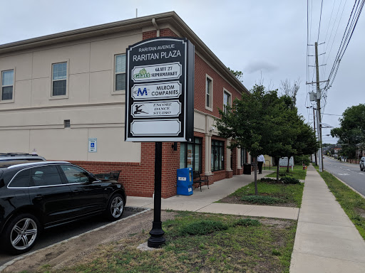 Glatt 27, 1177 Raritan Ave, Highland Park, NJ 08904, USA, 