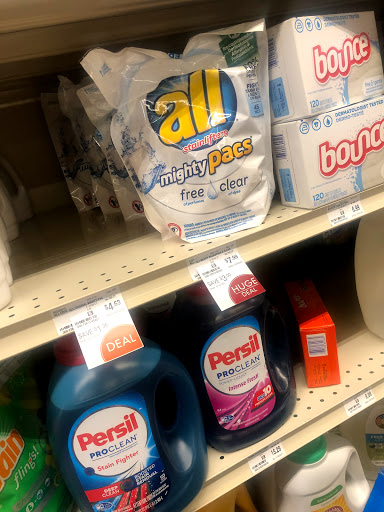 Grocery Store «Lunds & Byerlys Downtown Minneapolis», reviews and photos, 1201 Hennepin Ave, Minneapolis, MN 55403, USA