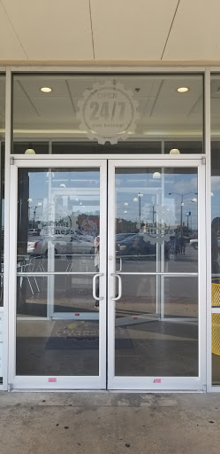 Gym «Planet Fitness - Groves, TX», reviews and photos, 4900 Twin City Hwy, Groves, TX 77619, USA