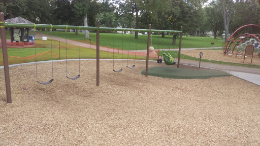 Community Center «Lake Nokomis Community Center», reviews and photos, 2401 E Minnehaha Pkwy, Minneapolis, MN 55417, USA