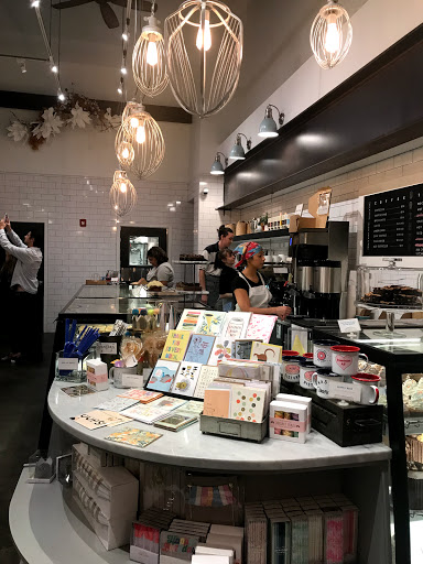 Cake Shop «Cake Life Bake Shop», reviews and photos, 1306 Frankford Ave, Philadelphia, PA 19125, USA