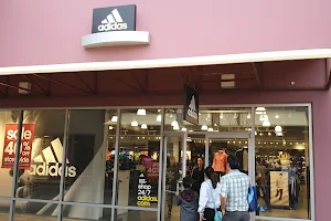adidas Outlet Store Tulalip image