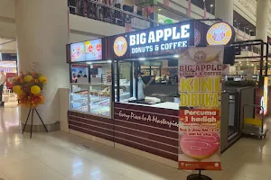 Big Apple Donuts & Coffee @ Subang Parade image