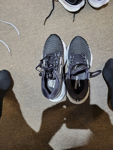 Running Store «Sneaker Factory Running Centers- Millburn», reviews and photos, 308 Millburn Ave, Millburn, NJ 07041, USA