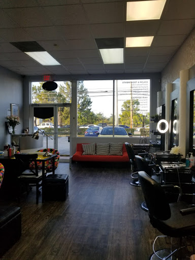 Hair Salon «Salon 305 Hair Salon and Spa», reviews and photos, 9678 NW 25th St, Doral, FL 33172, USA