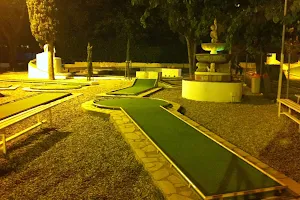 Mini golf Luna Park image