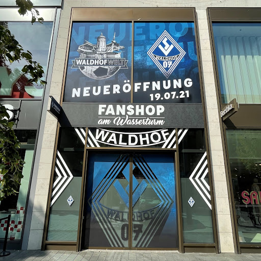 Waldhof Welt - Fanshop am Wasserturm