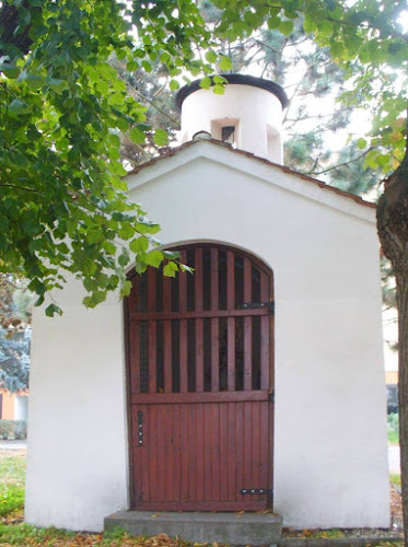 Recenze na Kaplička svatého Jana Nepomuckého v Praha - Kostel