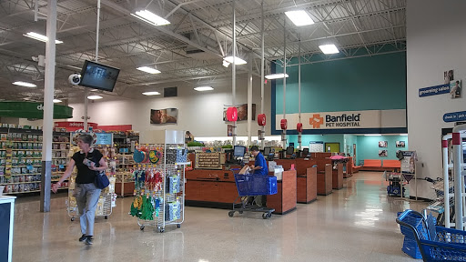 Pet Supply Store «PetSmart», reviews and photos, 4749 Valley View Blvd NW, Roanoke, VA 24012, USA