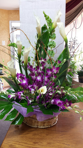 Florist «High Style Flowers & Gift Shop», reviews and photos, 145 Front St, Wood Dale, IL 60191, USA