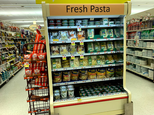 Grocery Store «Stop & Shop», reviews and photos, 250 Bellevue Ave, Newport, RI 02840, USA