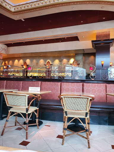 Restaurant «The Cheesecake Factory», reviews and photos, 1 Maple Ave, White Plains, NY 10601, USA