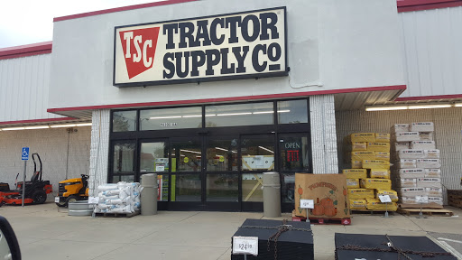 Home Improvement Store «Tractor Supply Co.», reviews and photos, 9630 Ida St, Omaha, NE 68122, USA