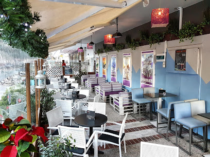 Central Caffe & Eatery - Antonopoulou 124, Volos 382 21, Greece