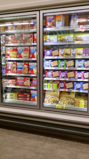 Grocery Store «Radermacher Super Valu», reviews and photos, 500 2nd St W, Jordan, MN 55352, USA