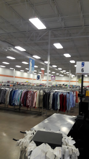 Thrift Store «Power & Baseline Goodwill Retail Store & Donation Center», reviews and photos, 2070 S Power Rd, Gilbert, AZ 85206, USA