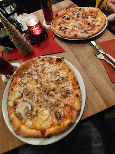 Pizzeria & Trattoria Vulcanello Wein bar in Düsseldorf