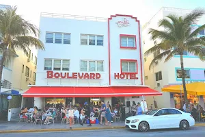 Boulevard Restaurant image