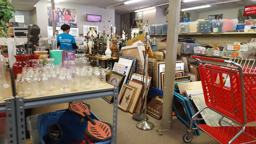 Thrift Store «Angelic Resale», reviews and photos, 727 W Davis St, Conroe, TX 77301, USA