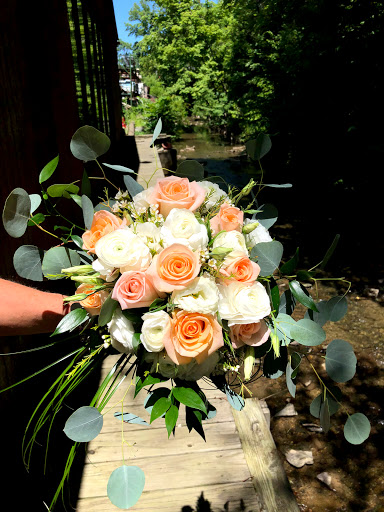 Florist «Holiday Florist», reviews and photos, 1918 PA-286, Pittsburgh, PA 15239, USA