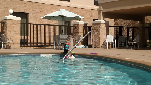 Hotel «Hampton Inn & Suites by Hilton Valdosta/Conference Center», reviews and photos, 2 Meeting Pl, Valdosta, GA 31601, USA