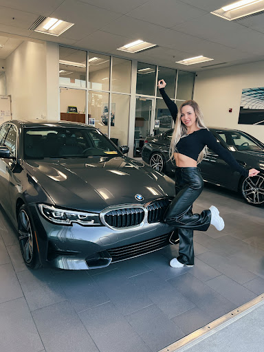 Used Car Dealer «Fields BMW of Daytona», reviews and photos, 1050 N Tomoka Farms Rd, Daytona Beach, FL 32124, USA