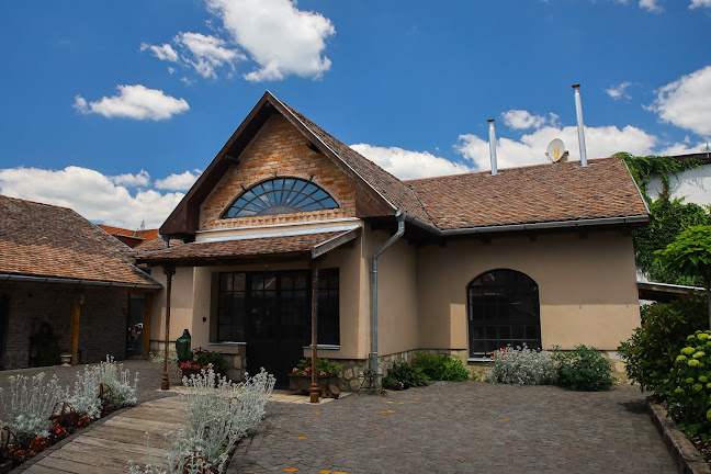 Opinii despre Warda Coffee Roasters în Kisvárda - Kávézó