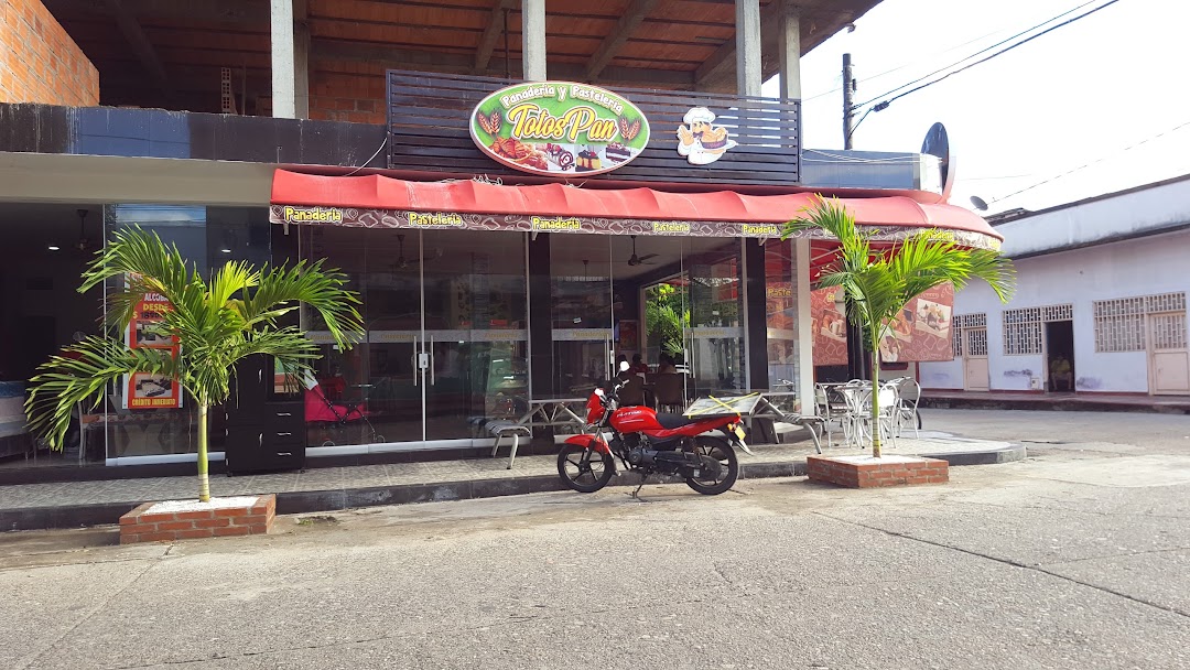 Panaderia y Pastelera Totos Pan