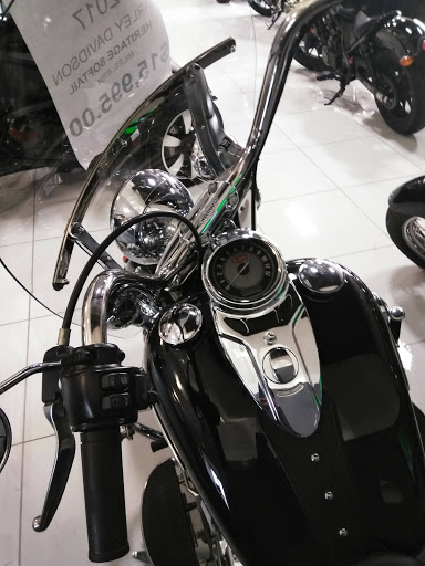 Motorcycle Dealer «Crossbay Motorsports of Howard Beach», reviews and photos, 164-01 Cross Bay Blvd, Howard Beach, NY 11414, USA