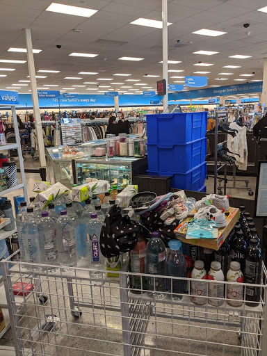Clothing Store «Ross Dress for Less», reviews and photos, 1030 N Rengstorff Ave, Mountain View, CA 94043, USA