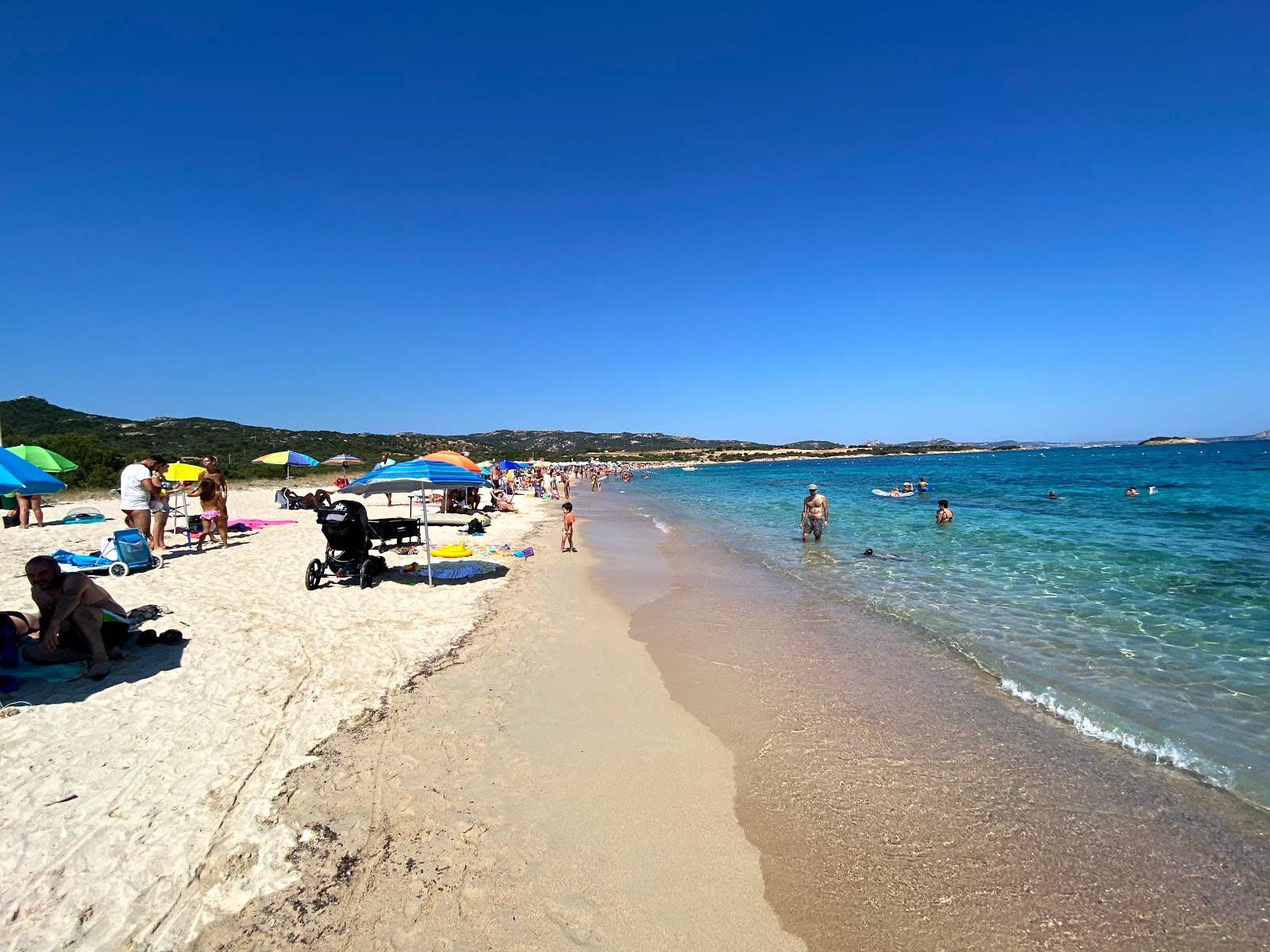 Foto av Tanca Manna Strand med beige sand yta