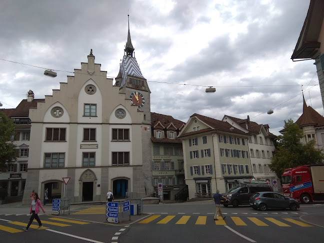 Rezensionen über Stadtverwaltung Zug in Zug - Schuhgeschäft