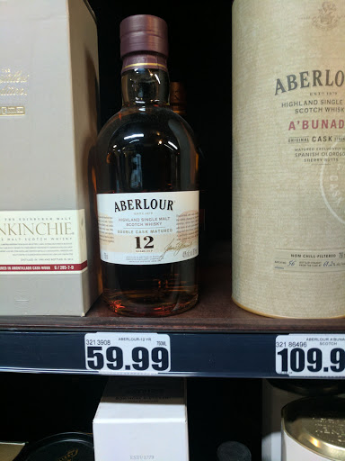 Wine Store «Village Wine Shop», reviews and photos, 15228 E Jefferson Ave, Grosse Pointe Park, MI 48230, USA