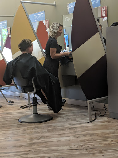 Hair Salon «Great Clips», reviews and photos, 15004 Detroit Ave, Lakewood, OH 44107, USA