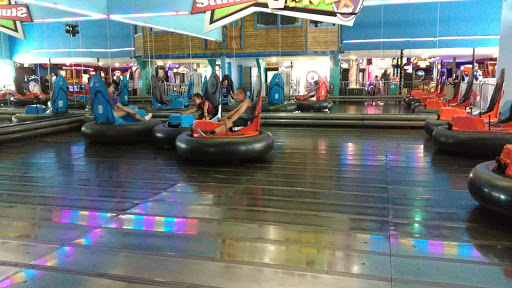 Shopping Mall «Rivercrest Shopping Center», reviews and photos, 13120 Rivercrest Dr, Crestwood, IL 60445, USA