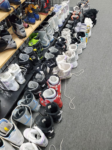 Sporting Goods Store «Play It Again Sports», reviews and photos, 3734 28th St SE, Grand Rapids, MI 49512, USA