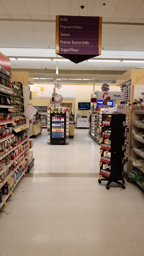 Grocery Store «Stop & Shop», reviews and photos, 2425 Palmer Ave, New Rochelle, NY 10801, USA