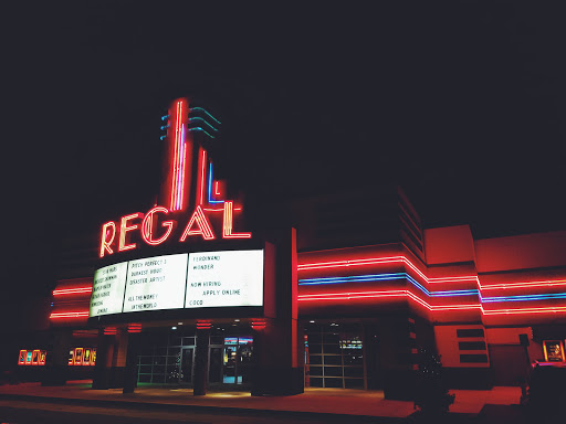 Movie Theater «Regal Cinemas Beach Boulevard 18», reviews and photos, 14051 Beach Blvd, Jacksonville, FL 32250, USA