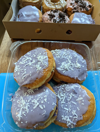 Dessert Shop «Delicious Donuts», reviews and photos, 12 SE Grand Ave, Portland, OR 97214, USA