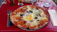 Pizza du Pizzeria La Cucina Di Tony à Saint-Gilles - n°15