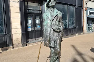 James Joyce Statue image