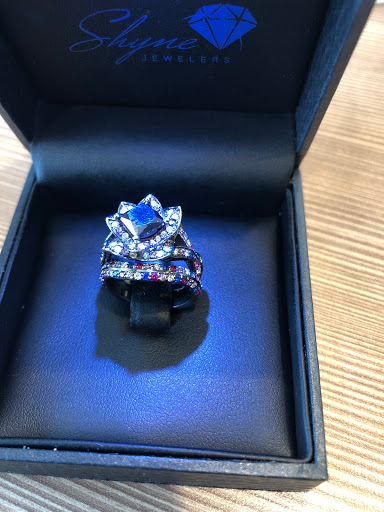 Jewelry Store «Shyne Jewelers», reviews and photos, 339 South St, Philadelphia, PA 19147, USA