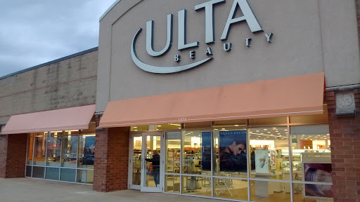 Hair Salon «Ulta Beauty», reviews and photos, 10333 Indianapolis Blvd, Highland, IN 46322, USA