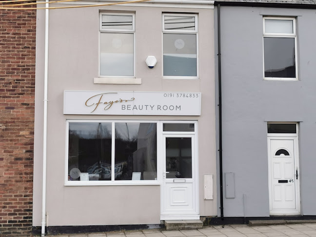Reviews of Faye's Beauty Room in Durham - Beauty salon