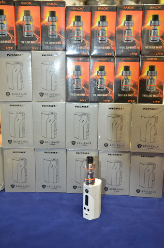 Tobacco Shop «Naga smoke shop», reviews and photos, 7540 N Dale Mabry Hwy, Tampa, FL 33614, USA