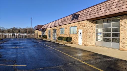 Auto Body Shop «Service King Collision Repair of Tinley Park», reviews and photos, 18040 Oak Park Ave, Tinley Park, IL 60477, USA