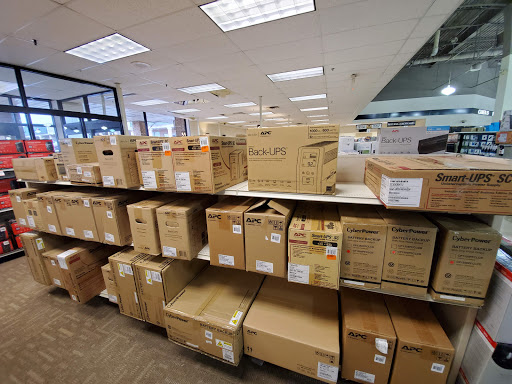 Computer Store «Micro Center», reviews and photos, 3089 Nutley St SW, Fairfax, VA 22031, USA