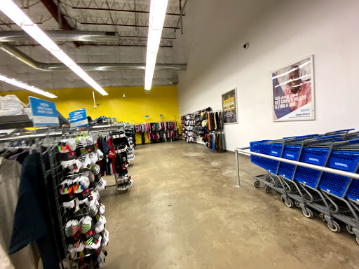 Thrift Store «Goodwill Central Texas - Oak Hill Store», reviews and photos